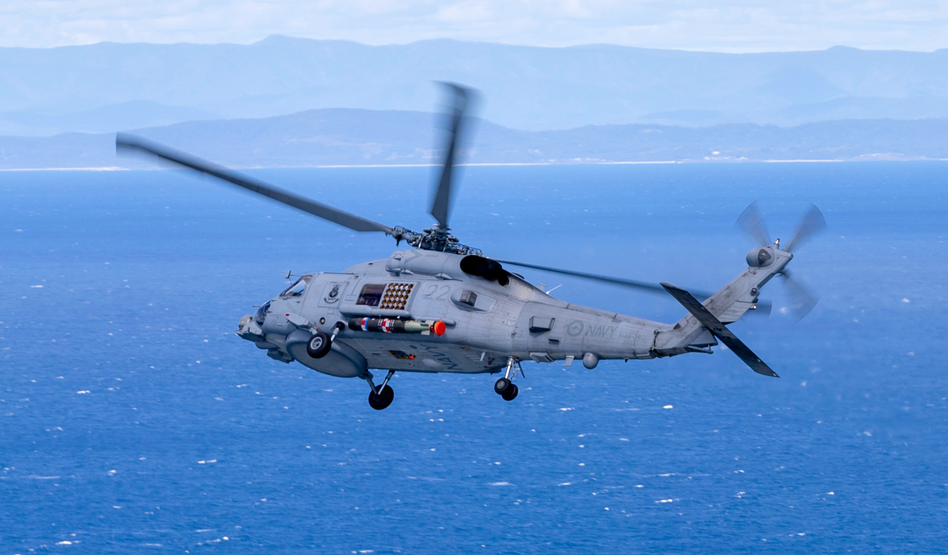 澳大利亚皇家海军已经向美国海军MH-60R直升机下了第二份订单。图片由RAN提供。