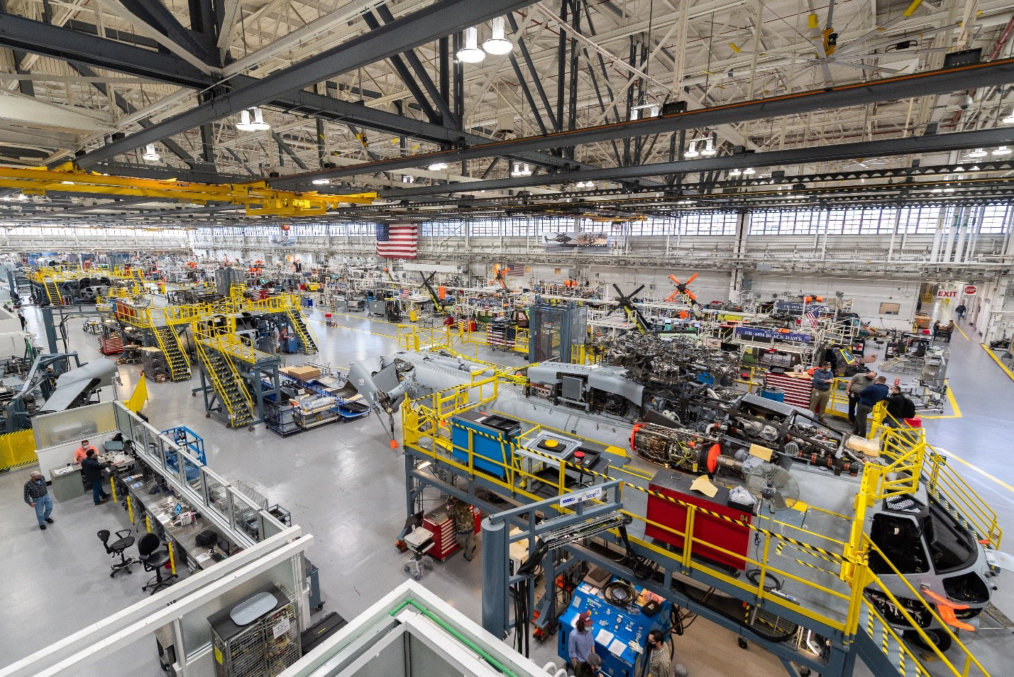 西科斯基公司斯特拉特福德康涅狄格州工厂的生产线俯视图。图片由洛克希德·马丁公司提供。